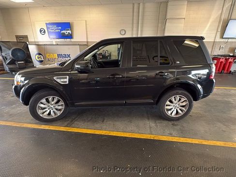 Used 2014 Land Rover LR2 AWD/4WD image 7