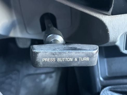 Used 2012 Toyota Tacoma 2WD Regular Cab image 33