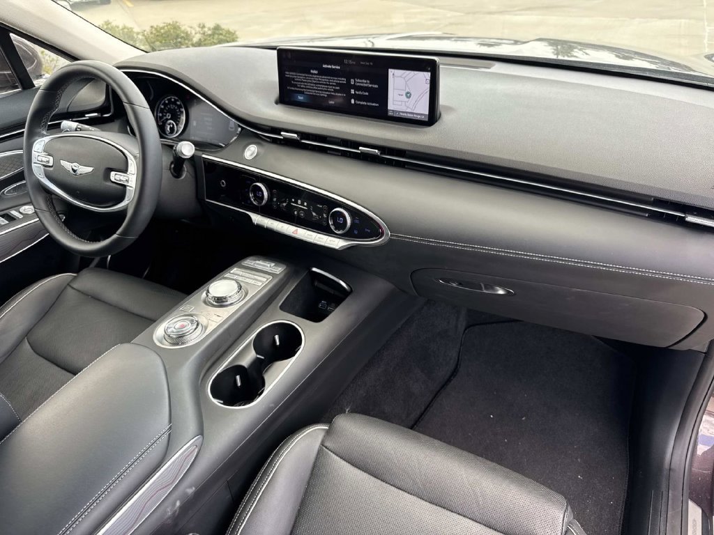 Used 2023 Genesis GV70 2.5T w/ Advanced Package AWD/4WD image 14