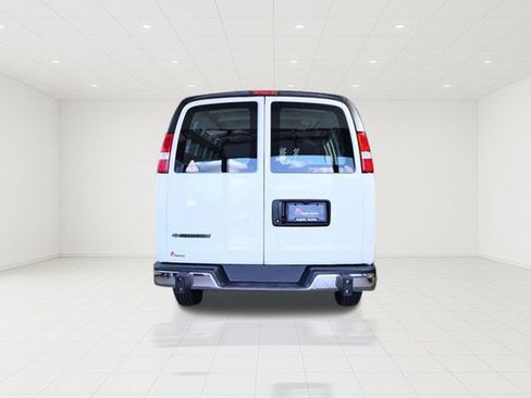 Used 2025 Chevrolet Express 2500 w/ Driver Convenience Package RWD image 5