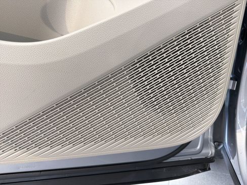 New 2026 Volkswagen Atlas SE FWD image 20