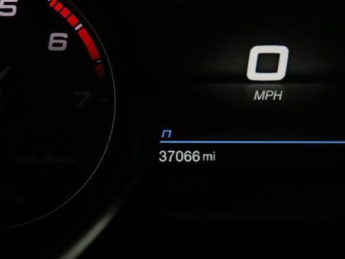 Used 2022 Alfa Romeo Stelvio Ti w/ Active Assist Plus Package AWD/4WD image 38