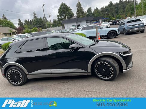 Used 2023 Hyundai Ioniq 5 Limited AWD/4WD image 16