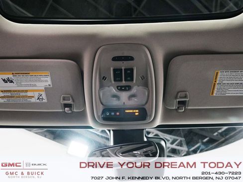 Used 2023 Buick Encore GX Essence w/ Experience Buick Package AWD/4WD image 38