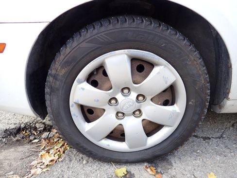 Used 2008 Kia Optima LX image 22