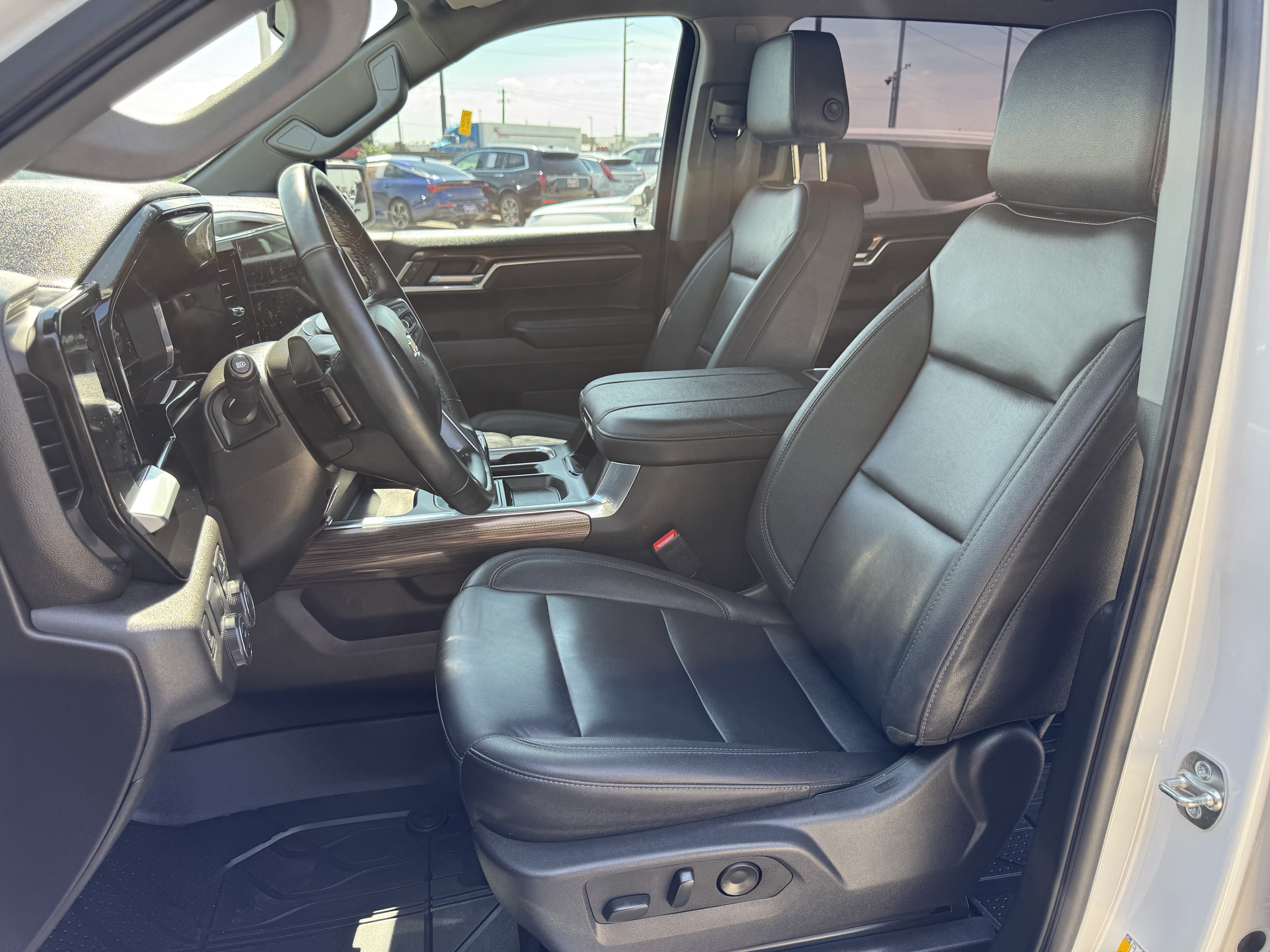 Used 2025 Chevrolet Silverado 1500 LT w/ Texas Edition Plus RWD image 22
