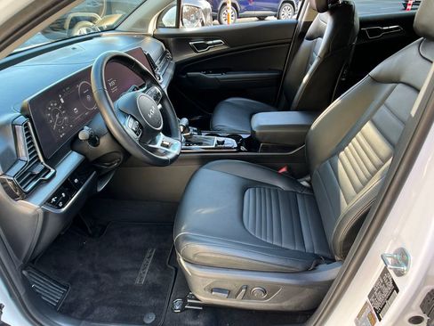 Used 2023 Kia Sportage SX image 9