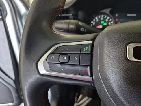 Used 2024 Jeep Compass Trailhawk AWD/4WD image 19