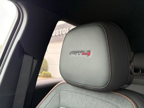 New 2026 GMC Terrain AT4 image 30