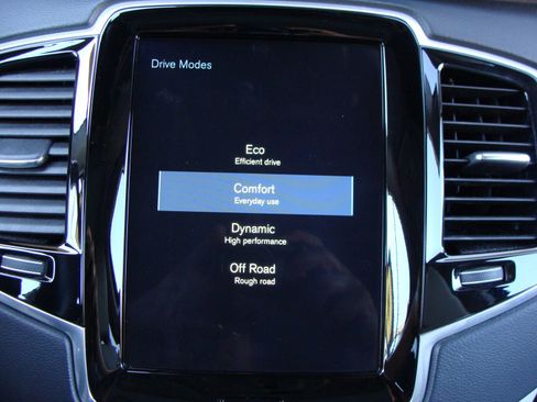 Used 2019 Volvo XC90 T6 Inscription w/ Protection Package image 23