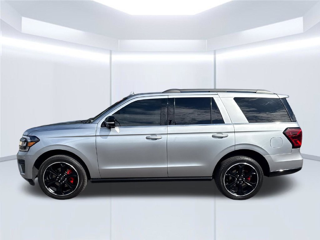 Used 2024 Ford Expedition Limited AWD/4WD image 12