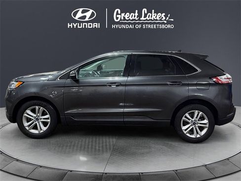 Used 2020 Ford Edge SEL w/ Convenience Package image 2