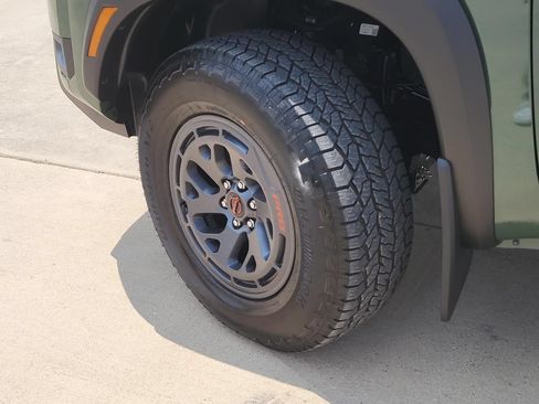 New 2026 Nissan Frontier PRO-4X AWD/4WD image 9