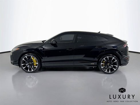 Used 2024 Lamborghini Urus S AWD/4WD image 9