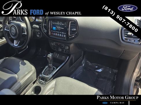 Used 2019 Jeep Compass Limited FWD image 9
