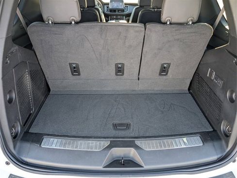 Used 2024 Chevrolet Tahoe Z71 w/ Z71 Off-Road Package image 14