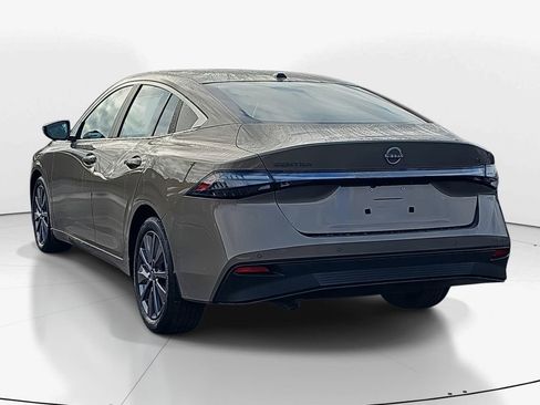New 2026 Nissan Sentra SV w/ SV Convenience Package FWD image 6