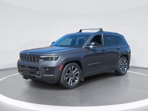 Used 2022 Jeep Grand Cherokee Overland w/ Adv Protech Group III AWD/4WD image 1
