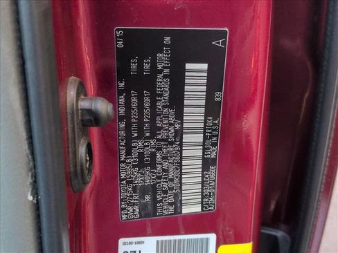 Used 2015 Toyota Sienna XLE w/ XLE Navigation Package image 25