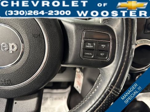 Used 2012 Jeep Wrangler Unlimited Rubicon w/ Max Tow Pkg image 18