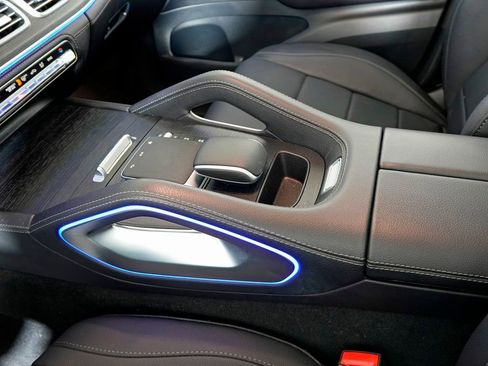 Certified 2025 Mercedes-Benz GLE 450 GLE 450 image 21