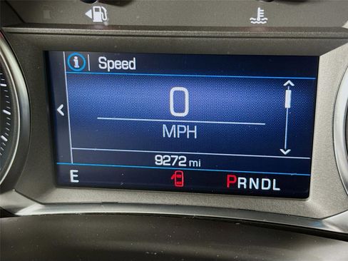 Used 2024 Chevrolet Equinox LT image 2