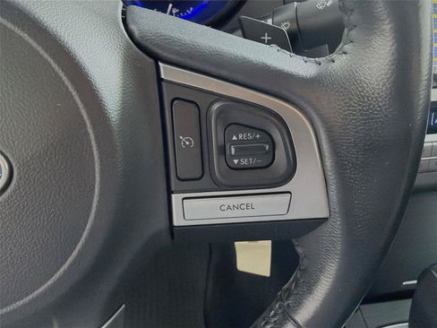 Used 2015 Subaru Legacy 2.5i Premium AWD/4WD image 39