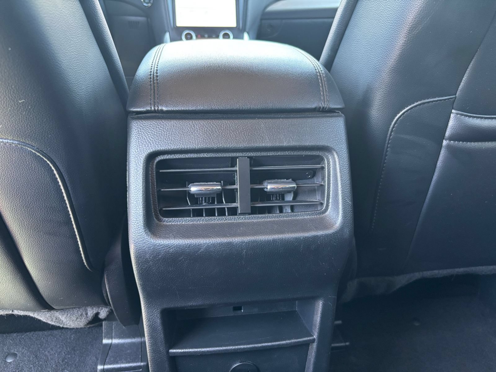 Used 2023 Ford Edge SEL AWD/4WD image 22