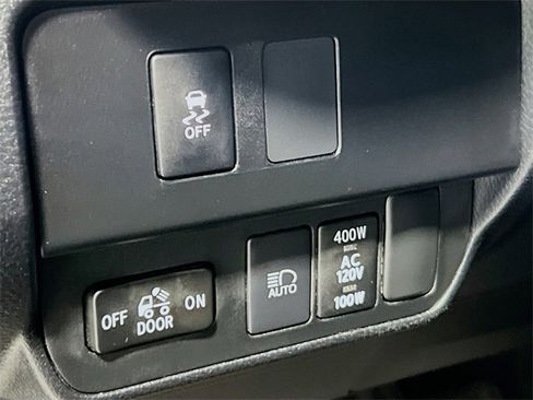 Used 2023 Toyota Tacoma TRD Sport image 18