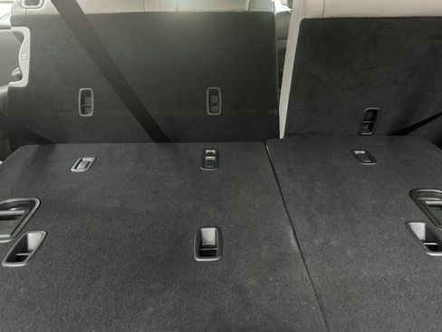 Used 2010 Honda Pilot EX-L image 32