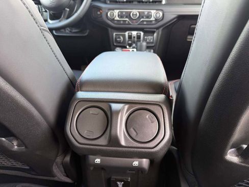 New 2026 Jeep Gladiator Rubicon image 34