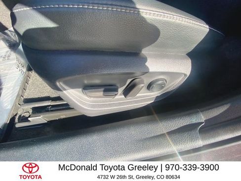 Used 2021 Toyota Camry XSE FWD image 12