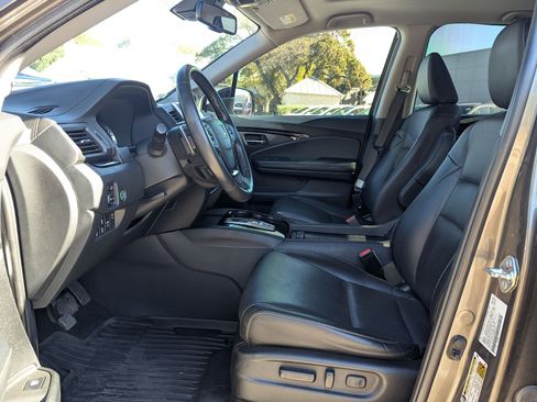 Used 2020 Honda Ridgeline RTL-E image 10