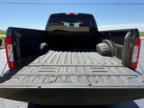 Used 2018 Ford F250 XLT w/ XLT Value Package AWD/4WD image 29