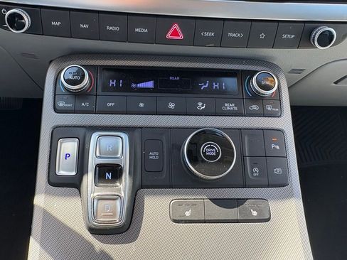 Used 2024 Hyundai Palisade SEL image 23