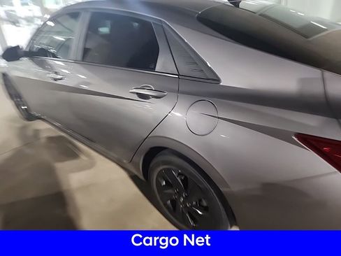 Used 2022 Hyundai Elantra SEL w/ Cargo Package image 16