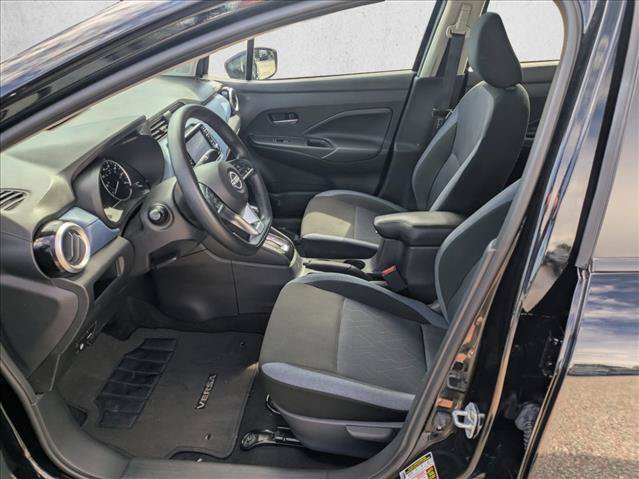 Used 2025 Nissan Versa SV FWD image 14
