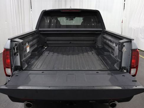 Used 2023 Honda Ridgeline Sport image 12