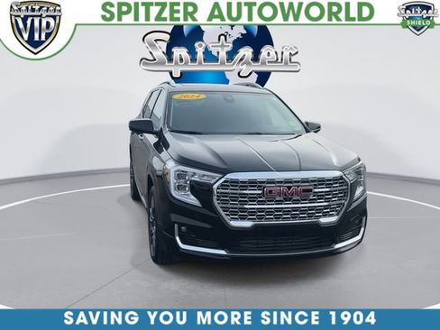 Used 2024 GMC Terrain Denali w/ Black Diamond Edition image 3