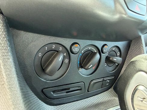 Used 2017 Ford Transit Connect XL FWD image 22