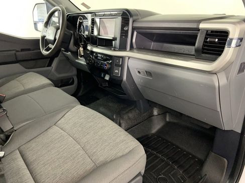 Used 2024 Ford F250 XL w/ XL Chrome Package image 23