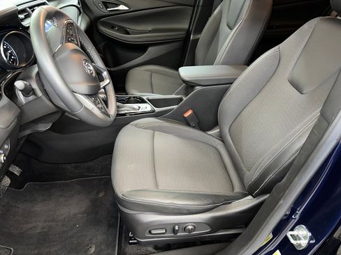 Certified 2023 Buick Encore GX Select image 2