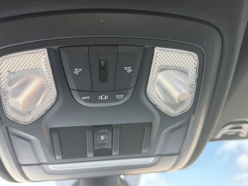 Used 2020 RAM 1500 Lone Star AWD/4WD image 24
