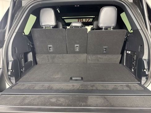 New 2025 Lincoln Navigator Black Label image 31