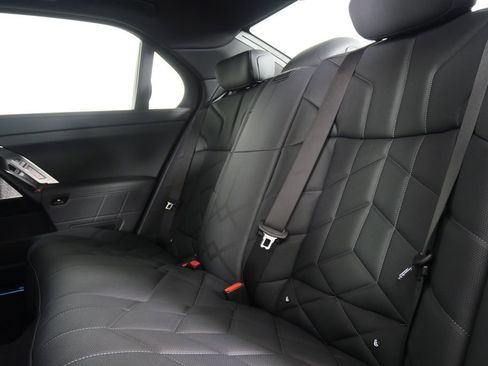 New 2026 BMW 750e xDrive w/ Executive Package image 16