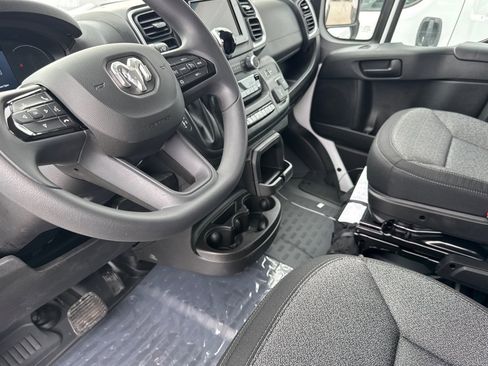 New 2026 RAM ProMaster 2500 w/ Quick Order Package 22G SLT image 9