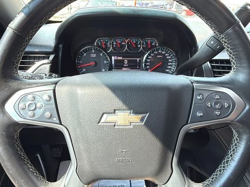 Used 2015 Chevrolet Suburban LTZ image 26