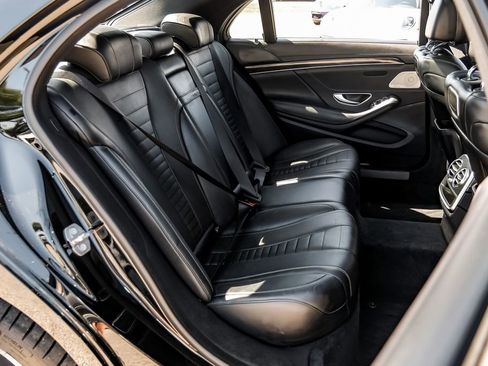 Used 2019 Mercedes-Benz S 560 4MATIC Sedan image 38
