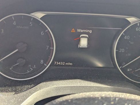 Used 2021 Nissan Rogue SV FWD image 9