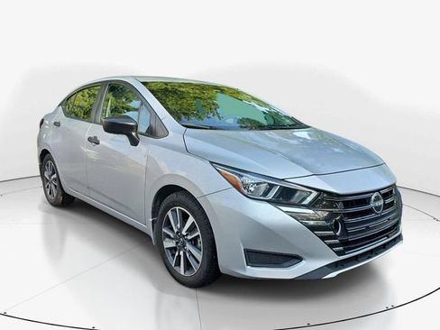 Used 2023 Nissan Versa S w/ S Plus Package FWD image 3